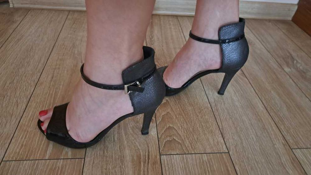 Eleganckie, czarne sandały Top oR, rozmiar 37