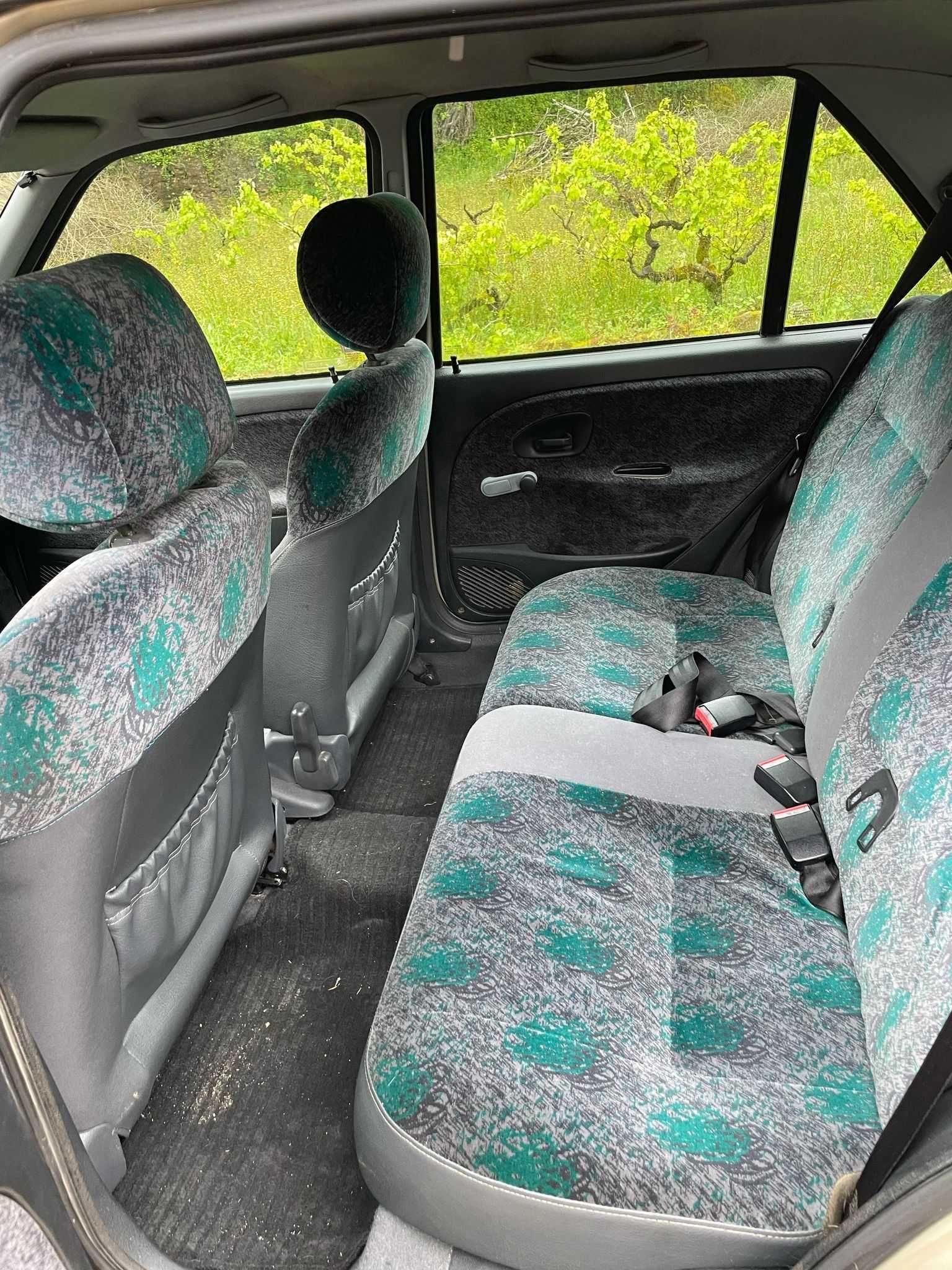 Citroën Saxo 5 Portas | Gasolina | 1997 | 191.628 km | Muito Estimado