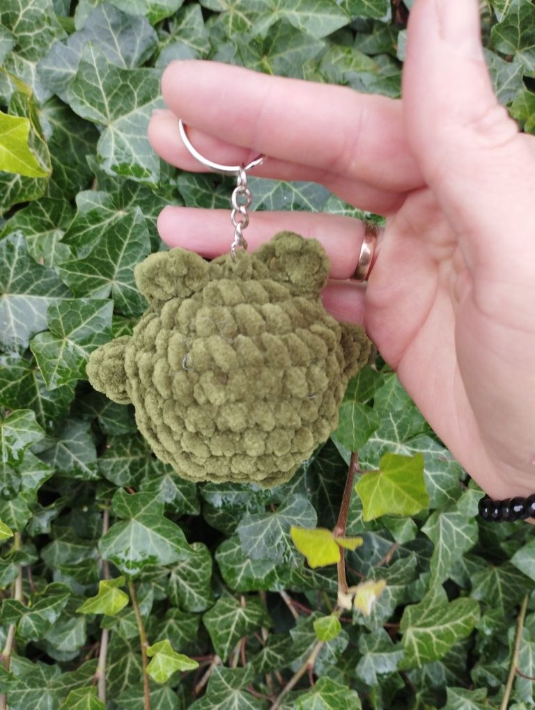 Brelok Żabka, keyring frog, maskotka Żabka, Pluszowa Żabka na szydełku