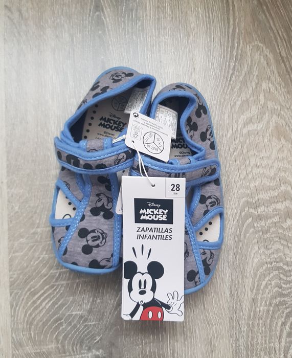 Взуття для садочку капці 28 розміру