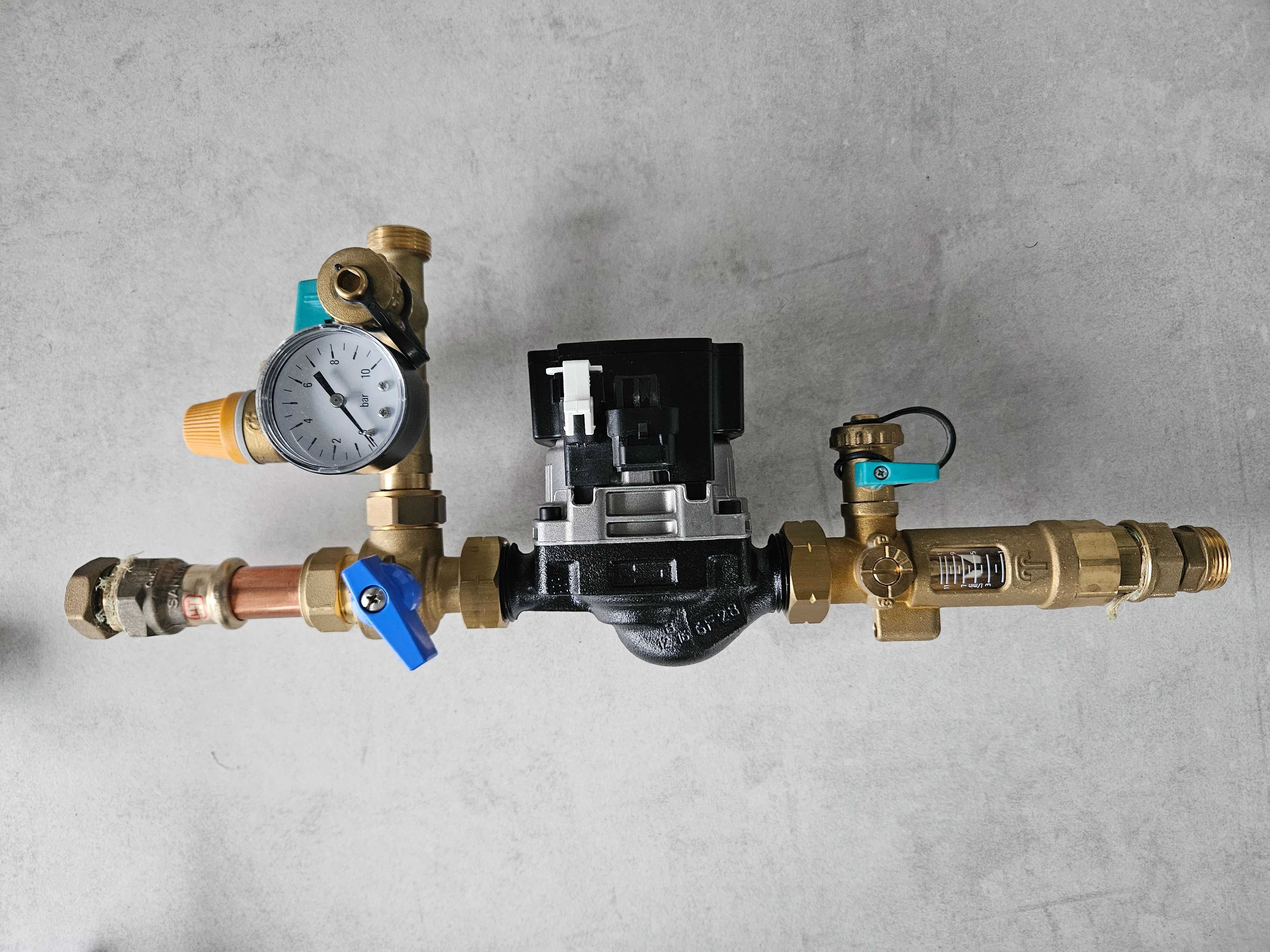 Elektroniczna  pompa obiegowa GRUNDFOS UPM3 15.75.130 CZA