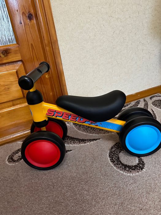 Беговел speed для маленьких 1 год