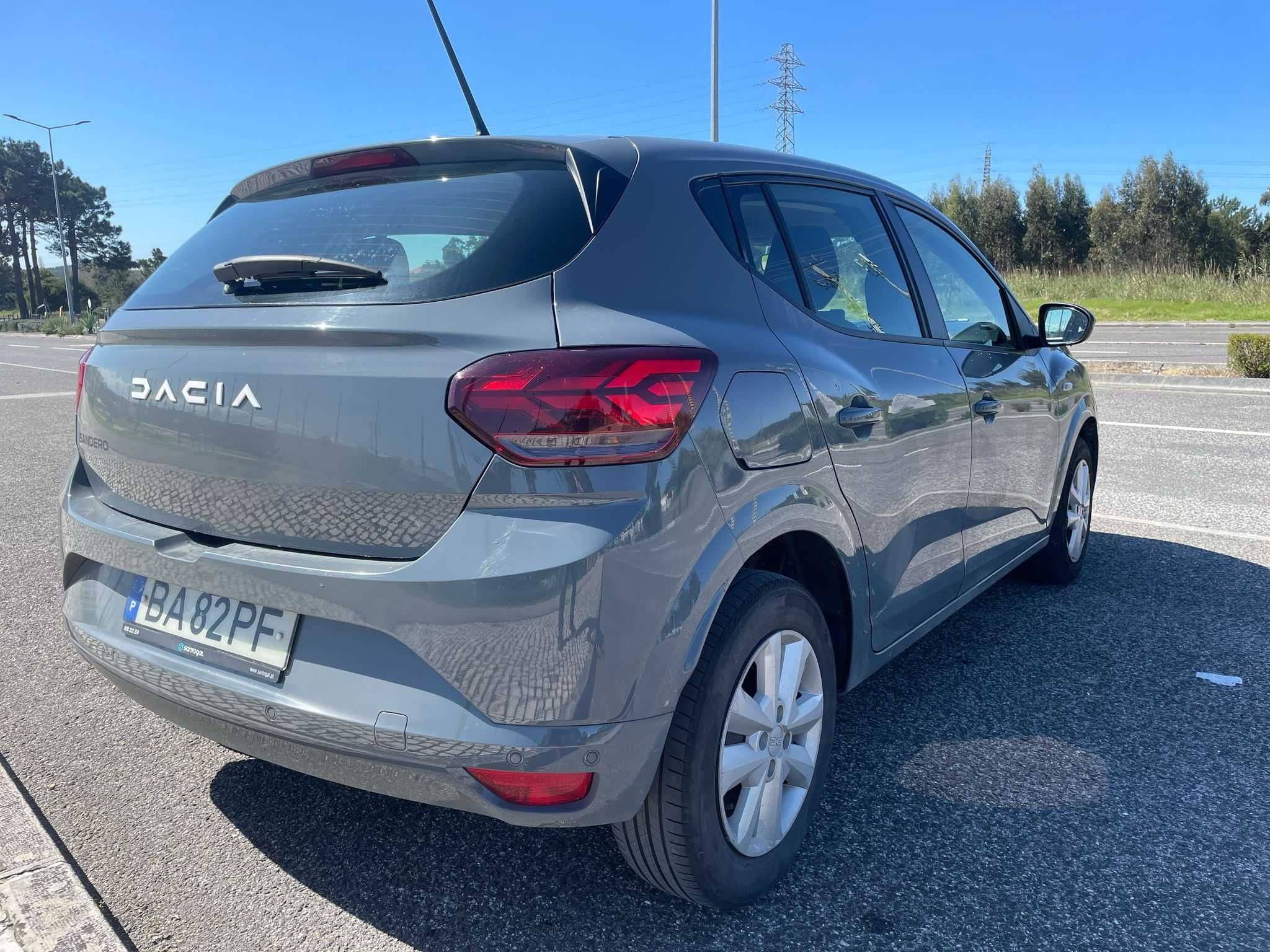 Dacia Sandero 1.0 ECO-G Bi-Fuel 2023 Garantia de Fábrica 13800€