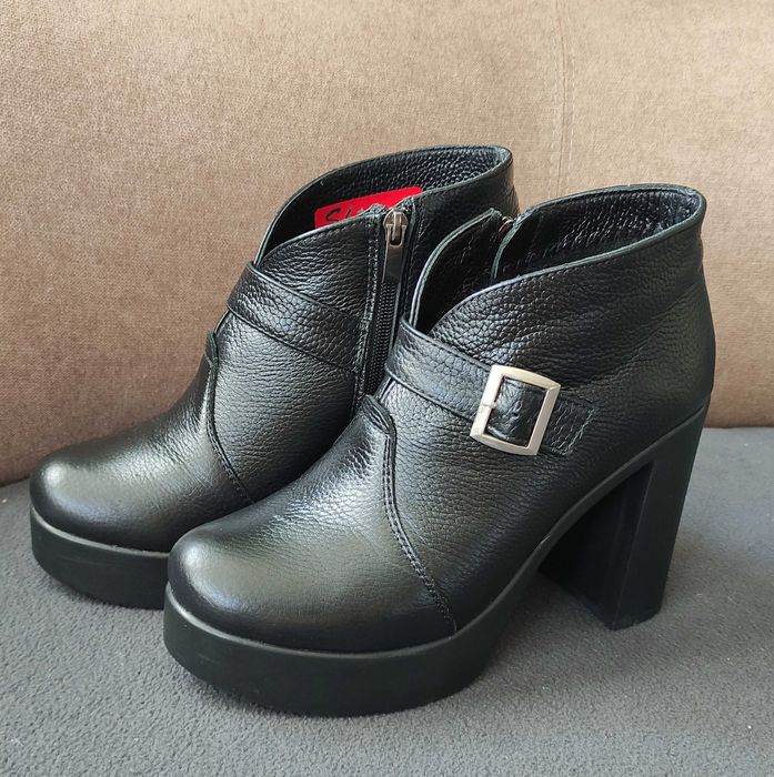 Жіночі демісезонні ботильйони