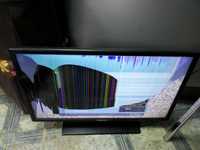 Телевізор Samsung UE26EH400W  ( розбитий екран ! )