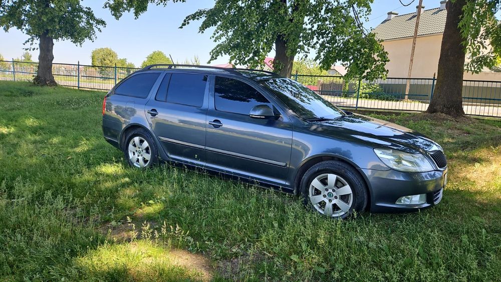 Шкода Октавія Рідна фарба А5 Skoda Octavia