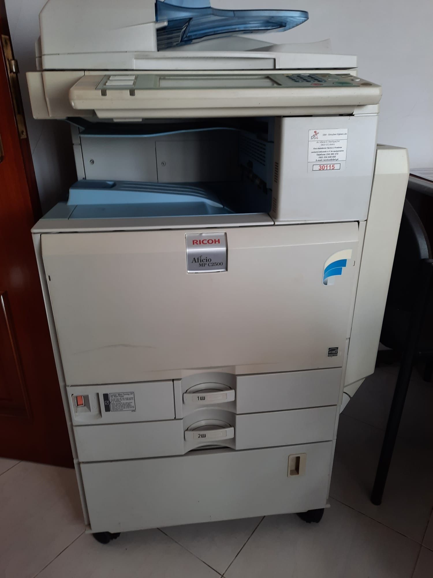 Máquina de fotocopiar para peças
