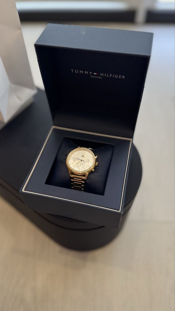 Годинник Tommy Hilfiger