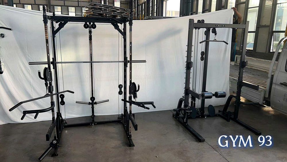 Dostawa 10.2025 Half Rack, Brama, Smith, Wyciąg dolny, Wyciąg górny
