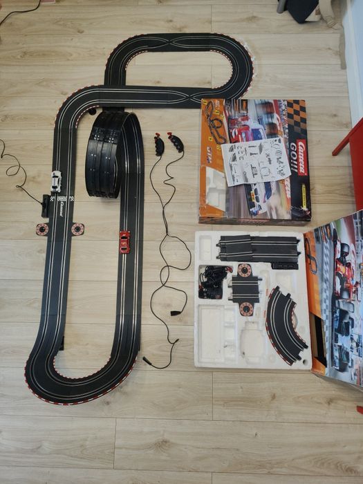 Zestaw carrera Go DTM heroes + niekompletny zestaw  Finał lap