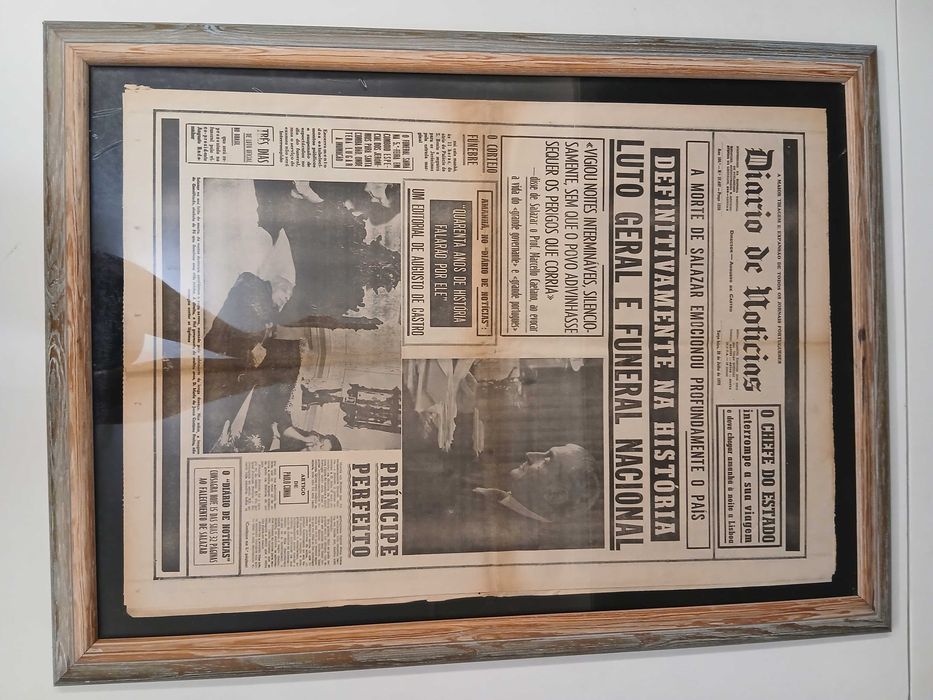 Jornal Diário de notícias 1970 morte Salazar, RARO emoldurado completo