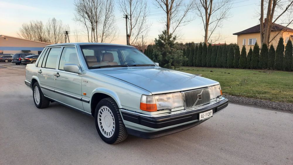 Volvo Seria 700 Volvo 760 2.9 V6 Szwajcaria 1988 Rok Klima Skóra Pełna Elektryka Serwi