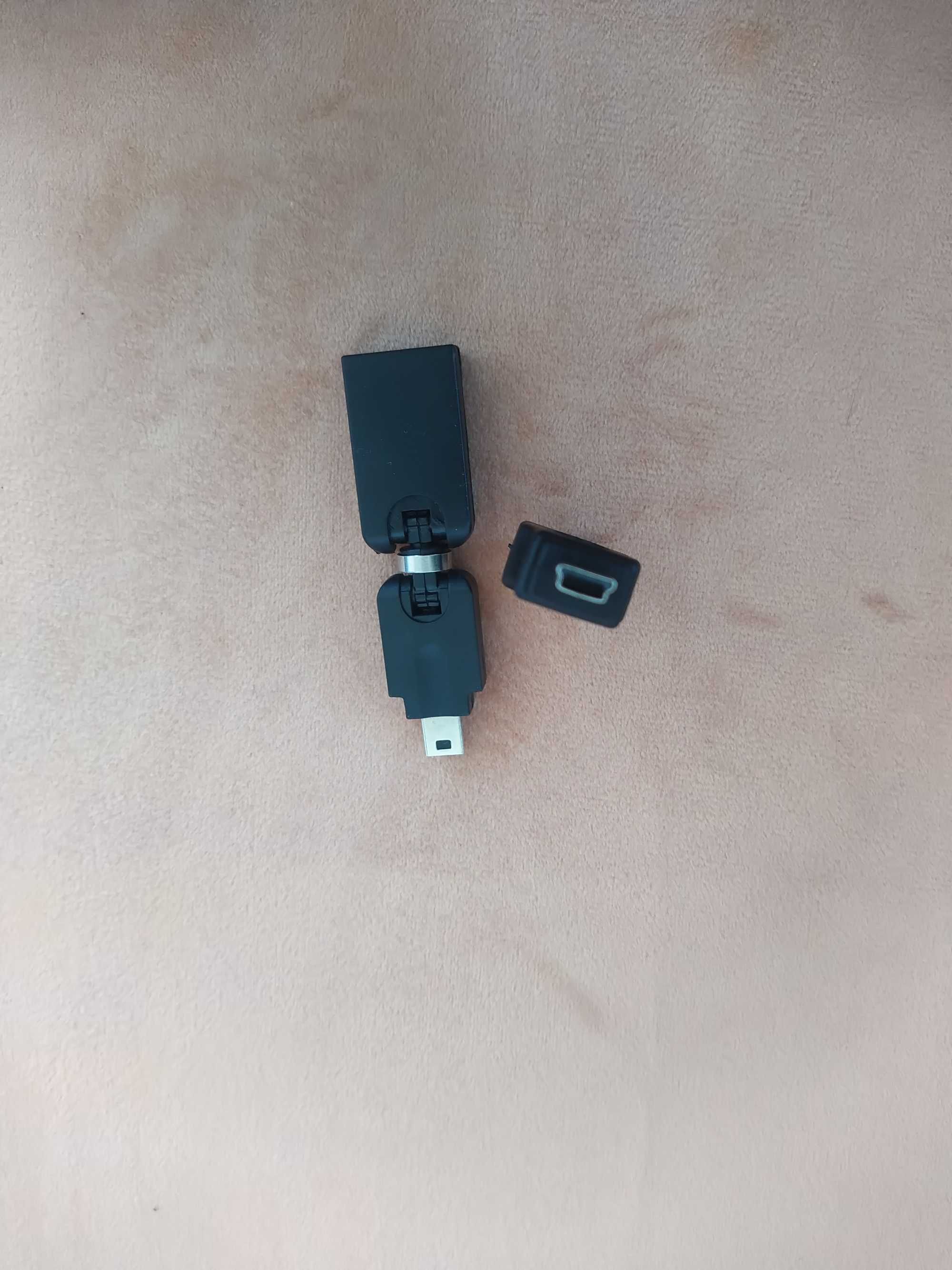 Адаптери перехідники в автівку USB to MiniUSB