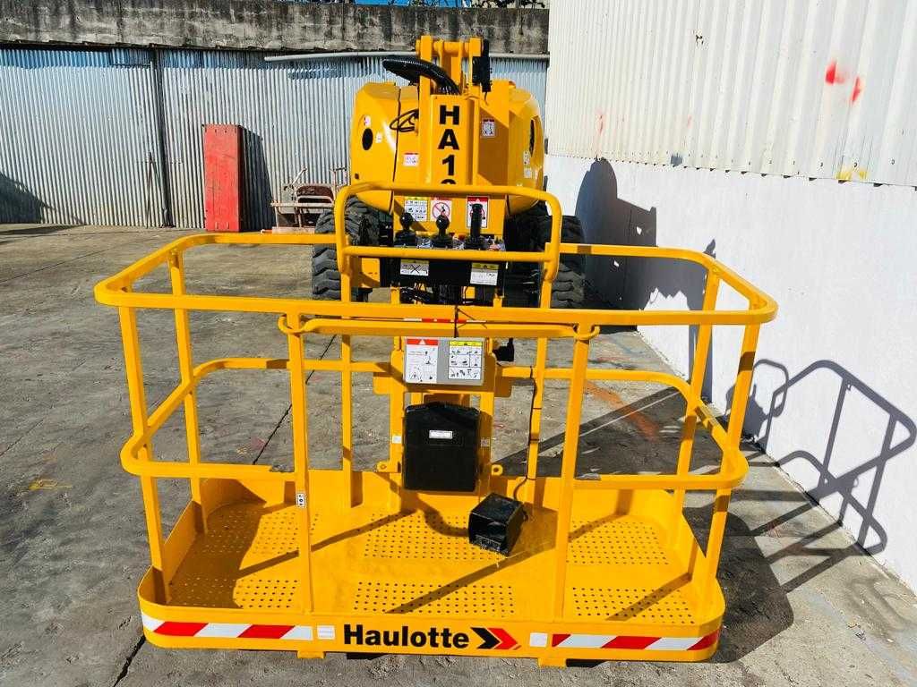 Plataforma Elevatória Articulada a Diesel Haulotte HA16PXNT 16 Metros