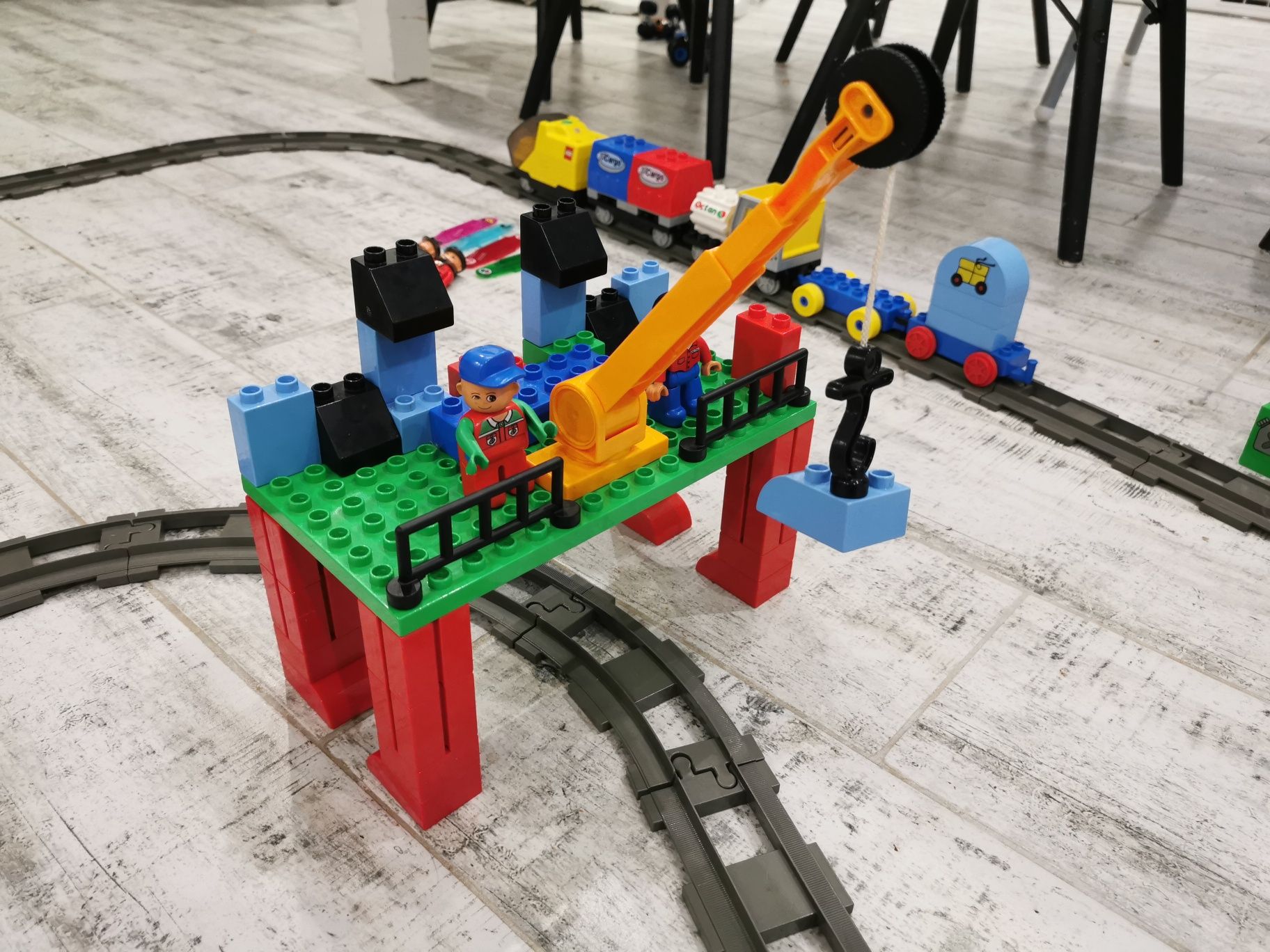 Inteligentny wielki zestaw Lego Duplo tory kolejowe klocki