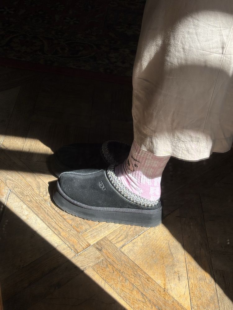 UGG Tasman Platform Black