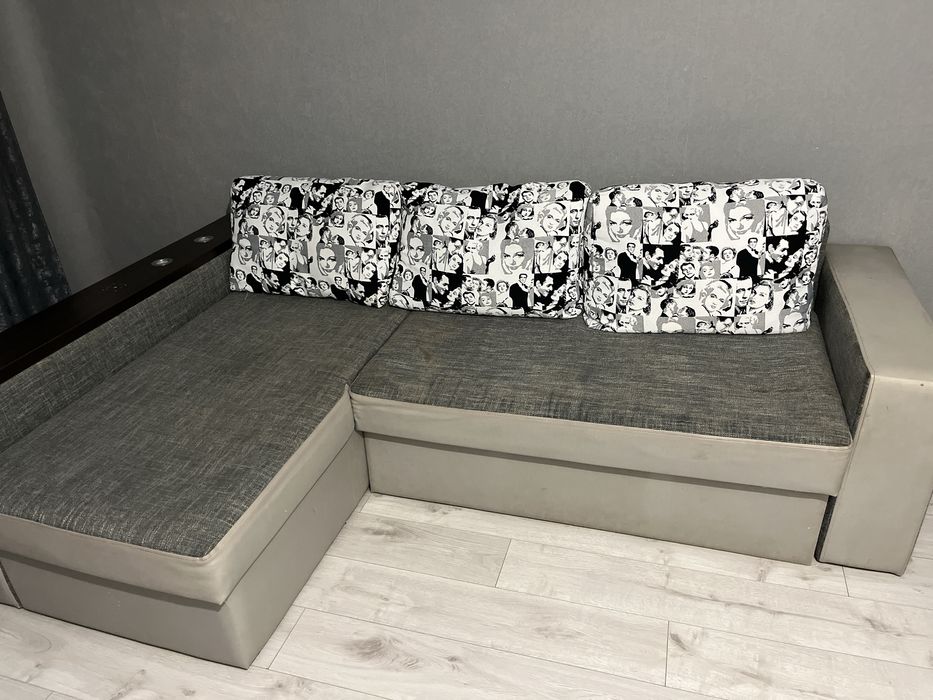 Продам диван б/у