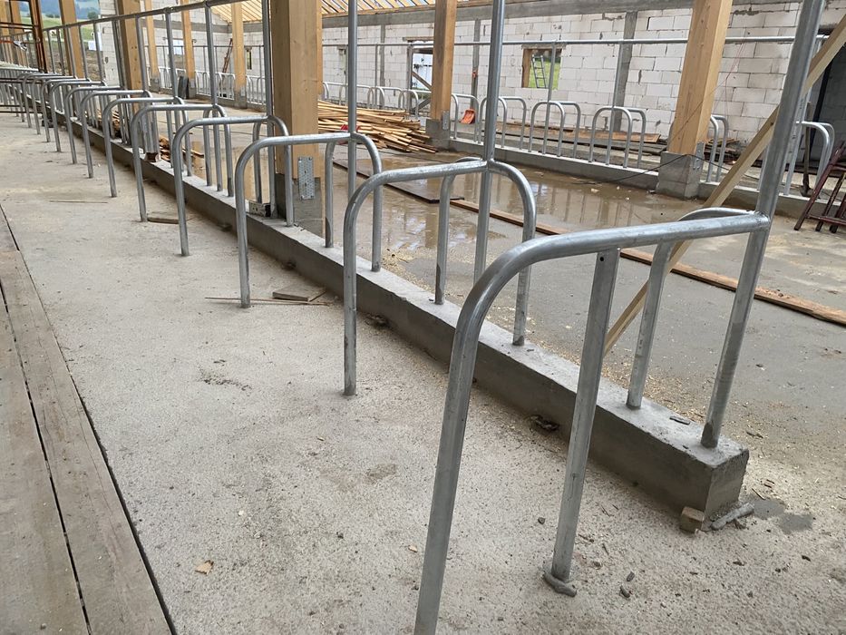 Stanowiska dla krów wygrodzenia dla bydła wygrody brami maty  PROMOCJA