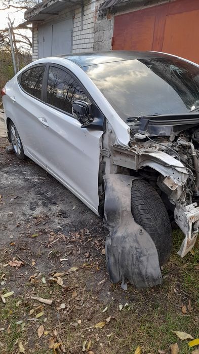 Продам элантру после ДТП.