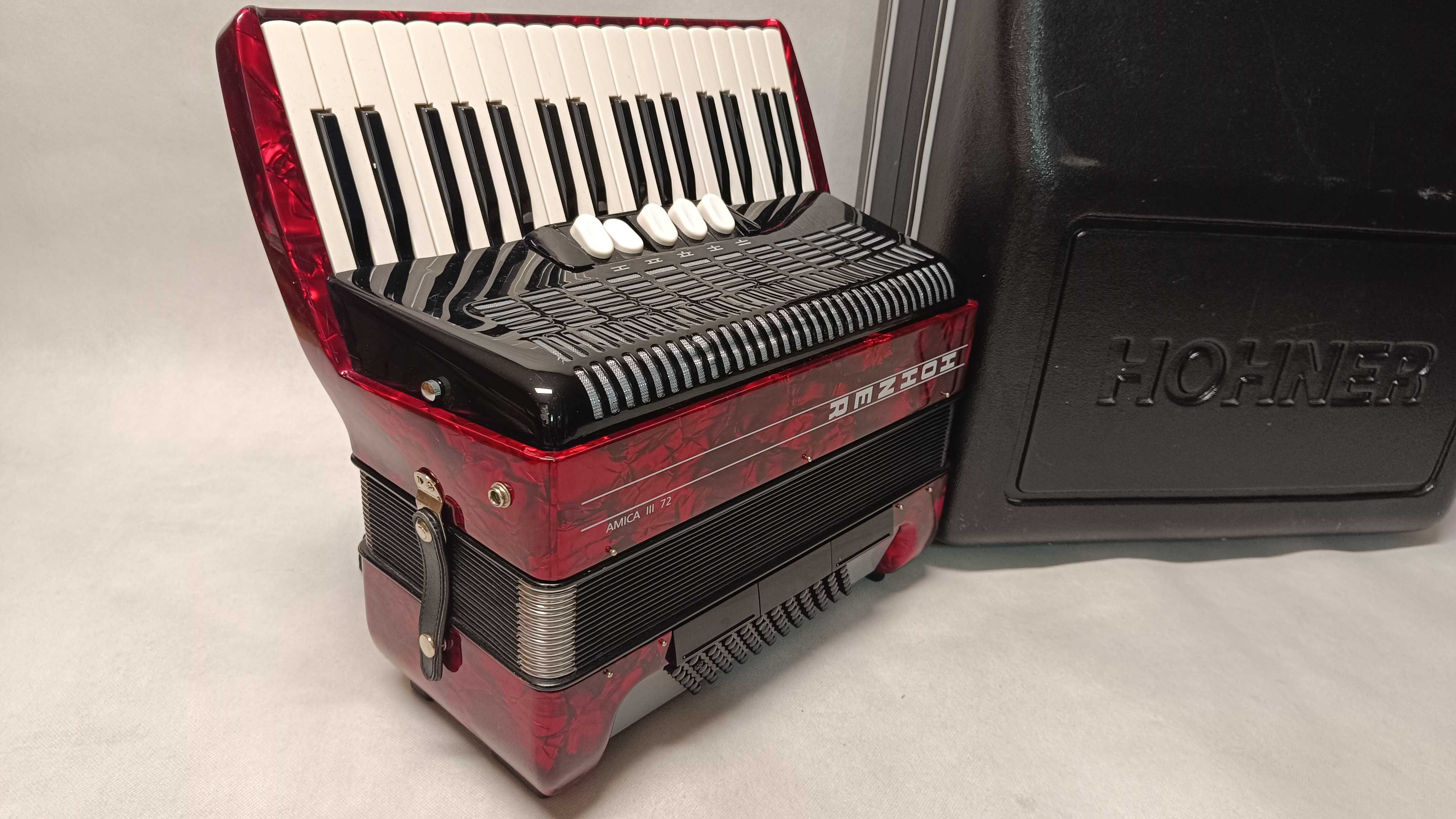 Akordeon HOHNER Amica III 72 Bas