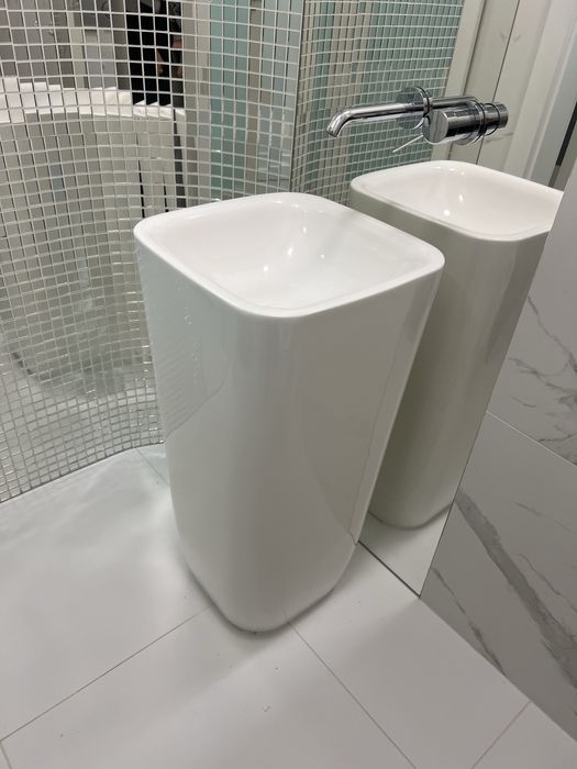 Umywalka wolnostojaca plus bateria podtynkowa grohe gratis