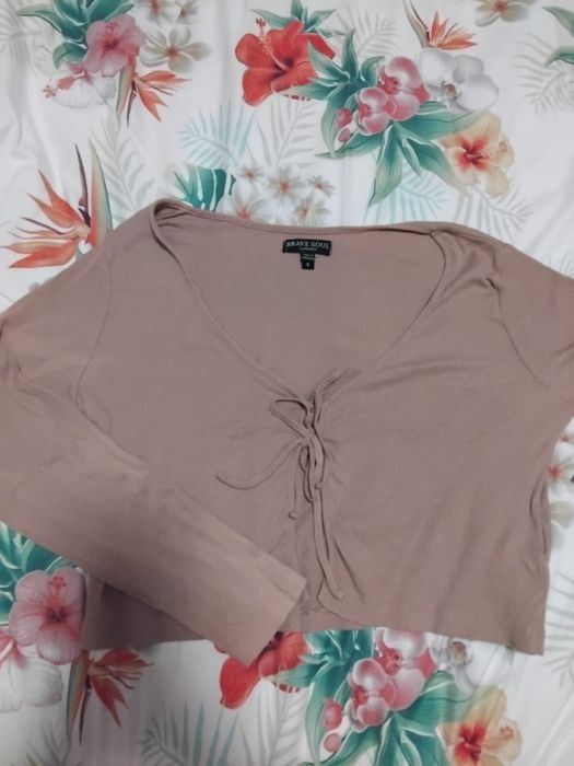 Sprzedam bluzkę wiązaną  rozm. S/M