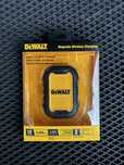 Бездротовий power bank Dewalt dxma2151801
