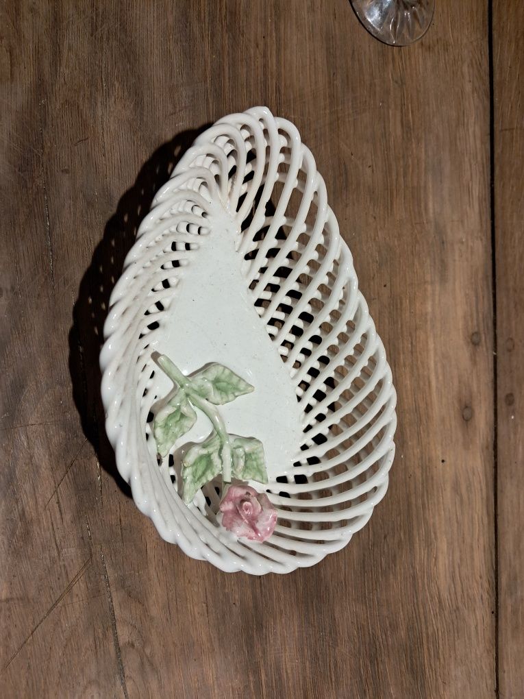 Koszyczek ceramiczny