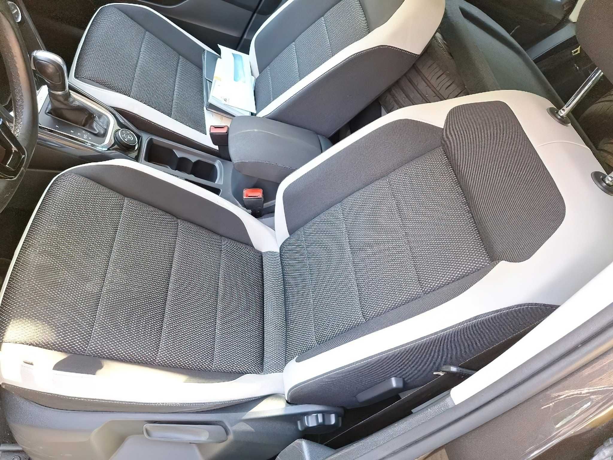 Volkswagen T-Roc 2019