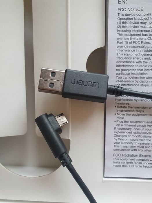 Графічний планшет Wacom Intous S Bluetooth