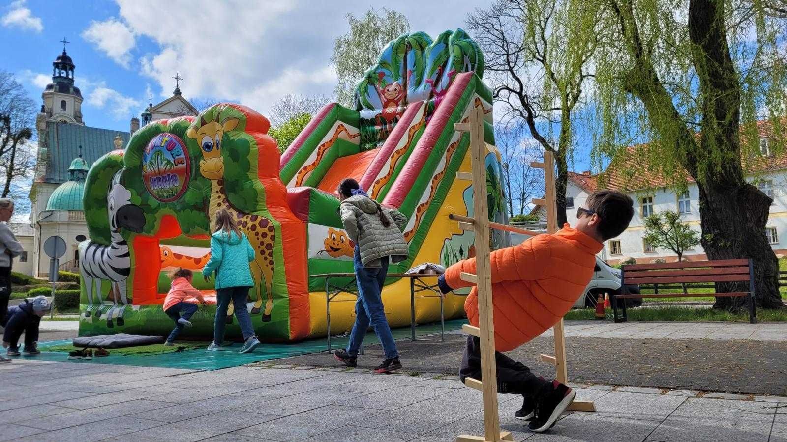 Wynajem zjeżdżalni dmuchańce zamki animacje olesno
