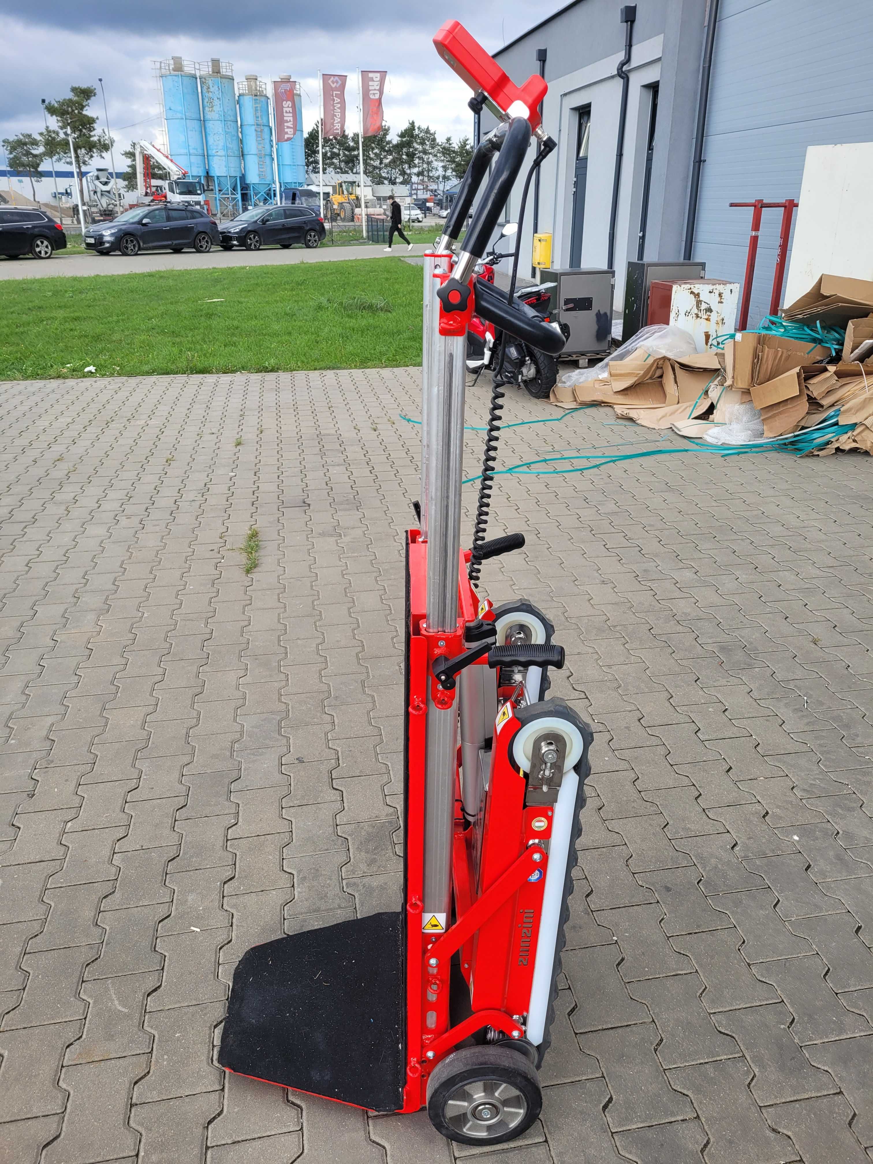 Schodołaz towarowy hybrydowy Zonzini Buddy z podnośnikiem 200kg nowy