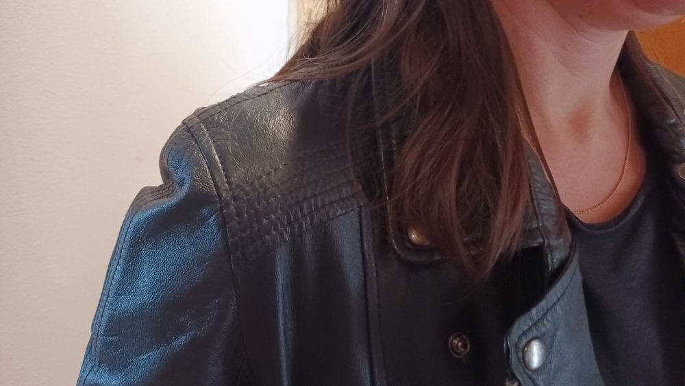 Casaco em pele genuína, preto, também para motard, design muito bonito