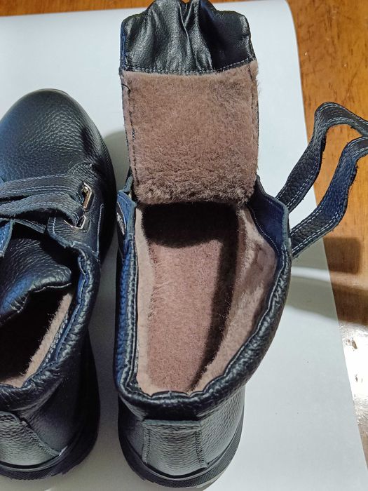 Кожаные зимние ботинки детские на мальчика, девочку, мех овчина 35 р