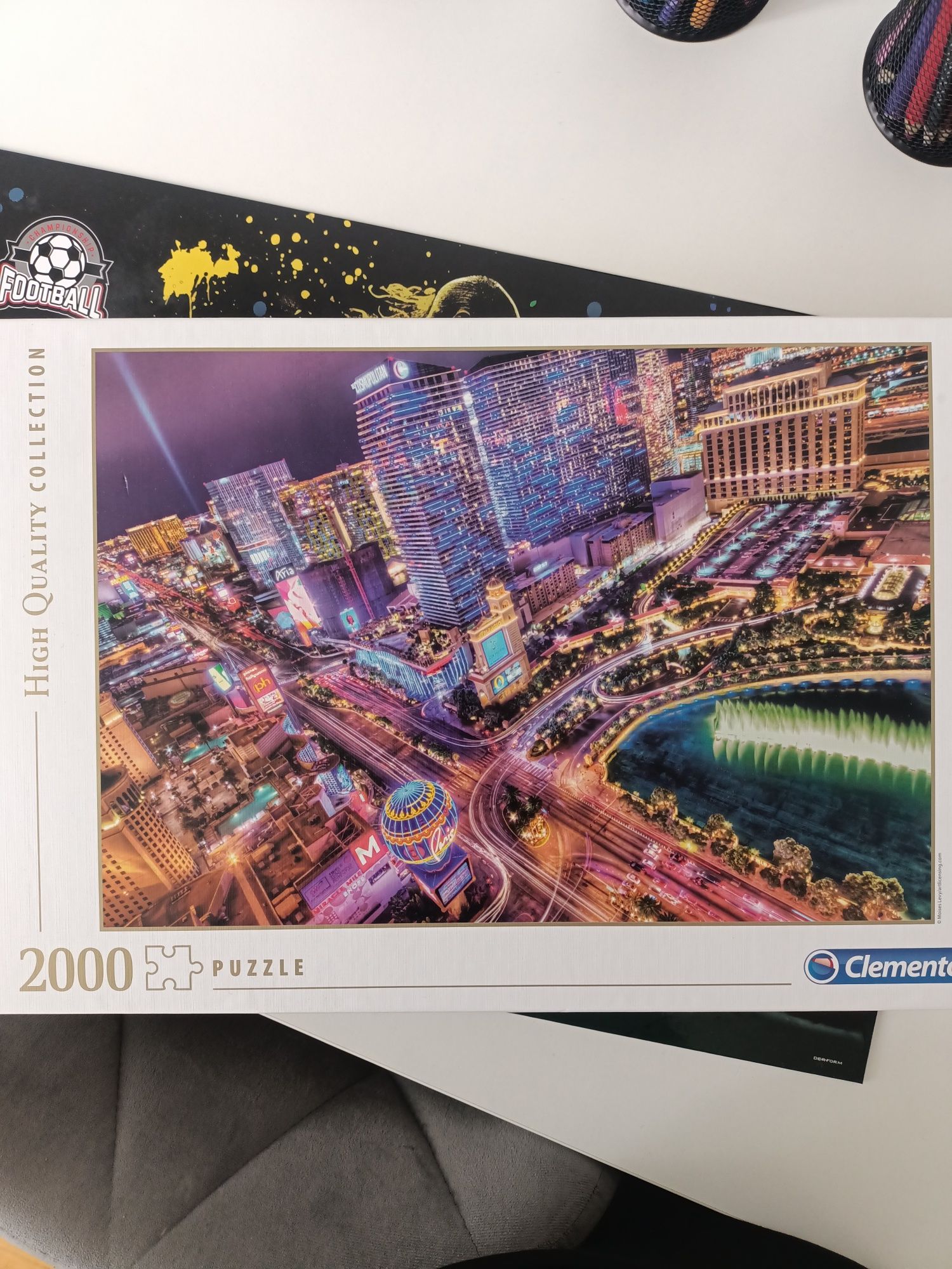 Puzzle  2000 miasto