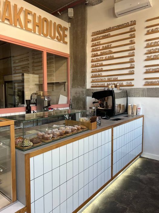 Продаётся готовая кофейня с цехом под пиццу и кондитерку