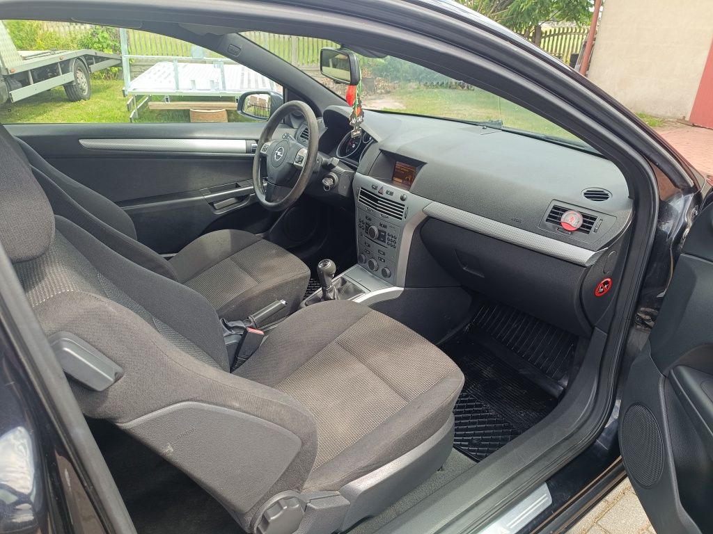 Opel Astra GTC Bardzo ładny Sprowadzony