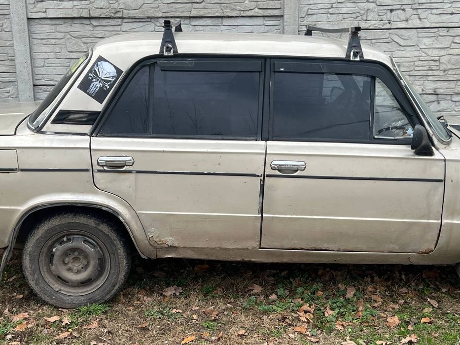 Ваз 2106 на полном боевом ходу СРОЧНО