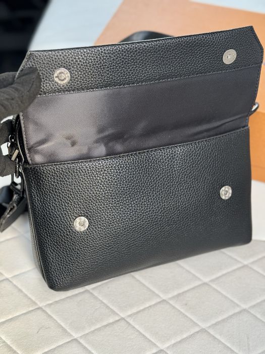 Чоловіча мужская сумка через плече барсетка Louis Vuitton