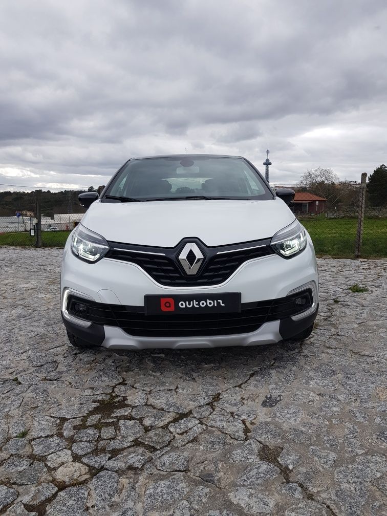Renault Captur Exclusive Tce - Dez/2019