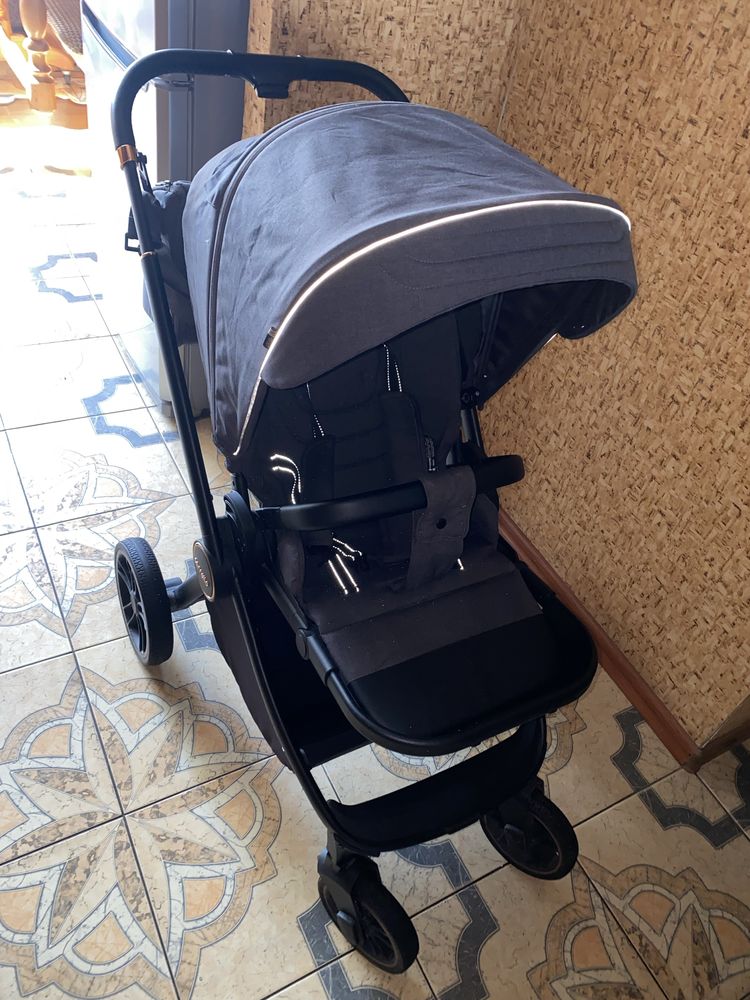 Коляска універсальна дитяча CARRELLO Epica 2в1