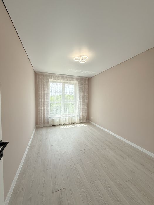 Двокімнатна квартира з ремонтом на 3 поверсі