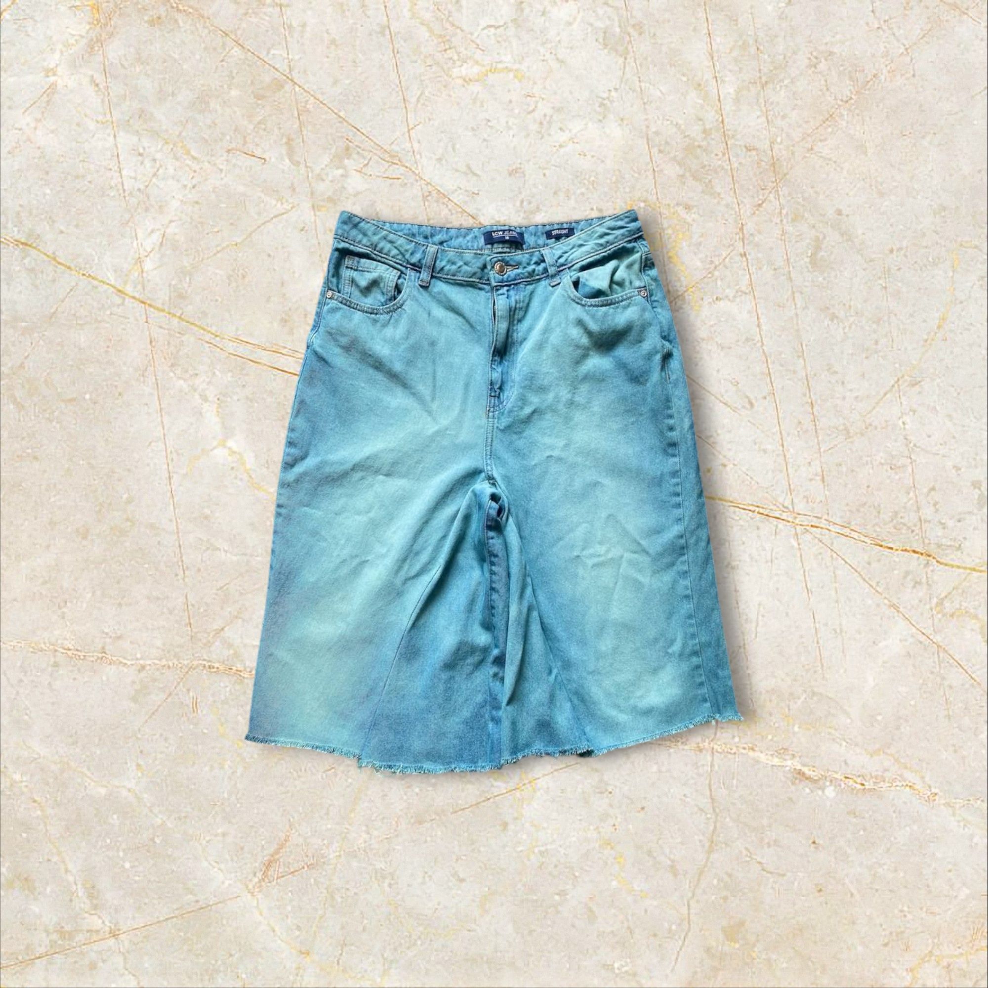 baggy shorts широкие mudwash шорты, с необработанным краем