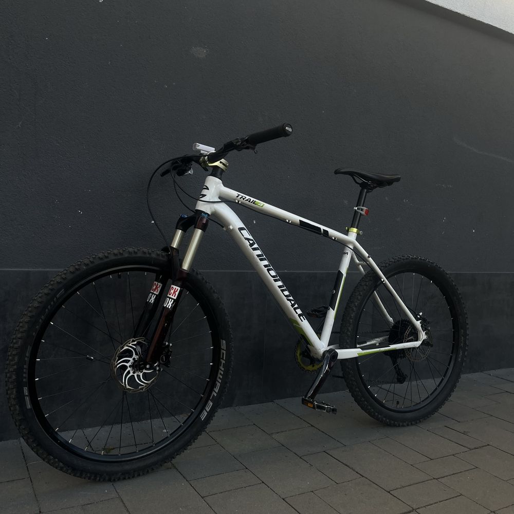 Терміново Велосипед Cannondale trail 4