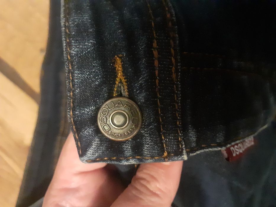 Dżinsy dsquared2 przetarcia hit