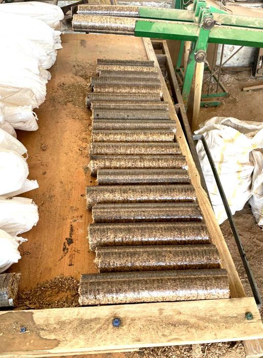 Купити вугілля, пелети, брикети RUF, PINI KAY, NESTRO з гарантією