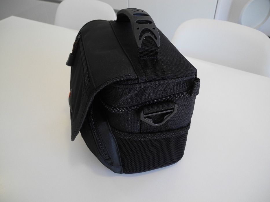 Mala Lowepro Nova