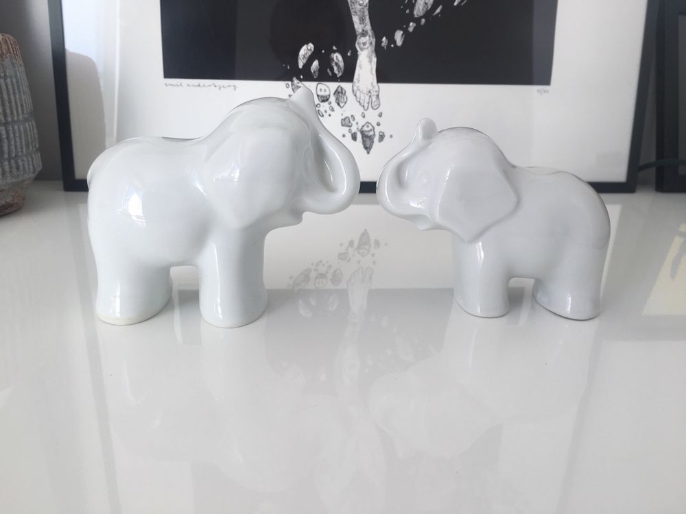 Porcelanowe figurki słoni