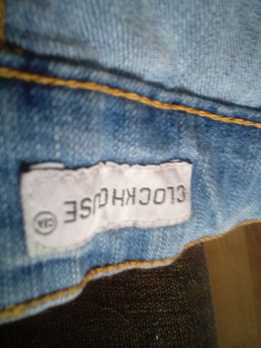 Dżinsy  damskie.