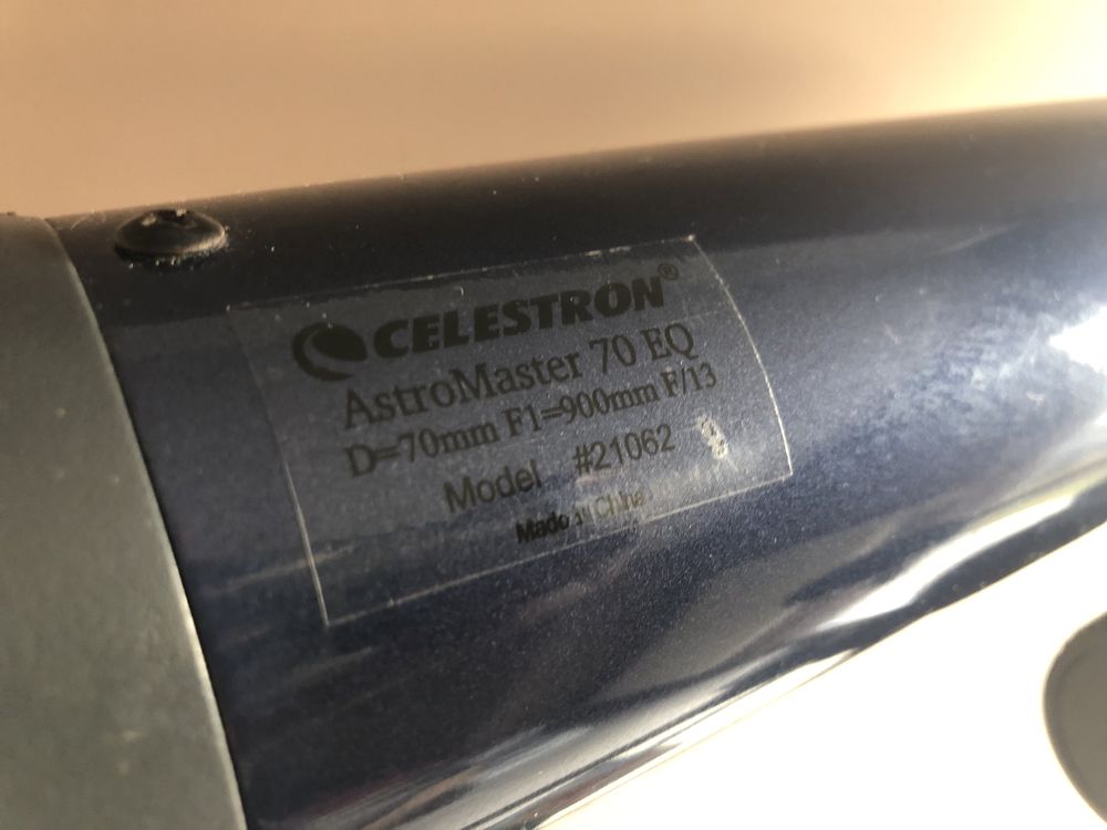 Teleskop Celestron AstroMaster 70